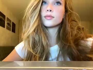 hot cam girl bitter_moon image #769169