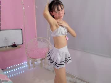 hot cam girl little_effy18 image #1439636