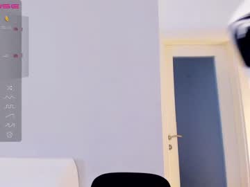 hot cam girl kittycaitlin image #2839614