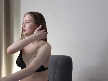 nuryburury hot cam