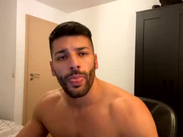hot cam man rogan1604 image #530069