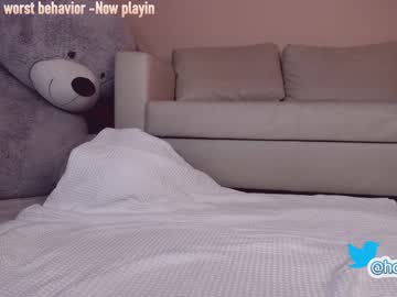 hot cam girl hollyextra image #232078