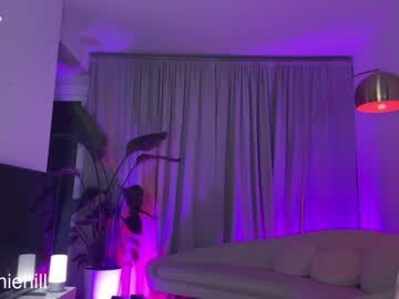 hot cam girl anniehillofficial_ image #4130272