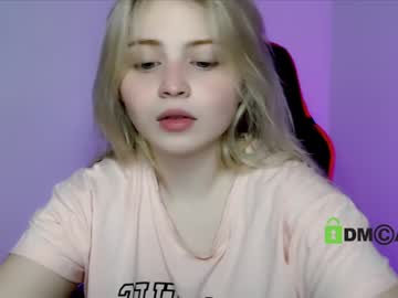 hot cam girl shy_blondiee image #2567248