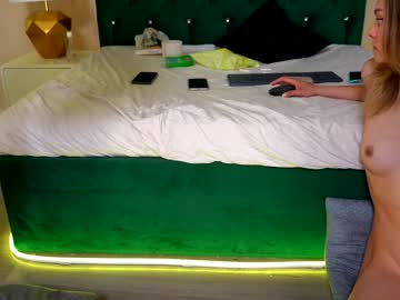 hot cam girl annemanifique image #4559297