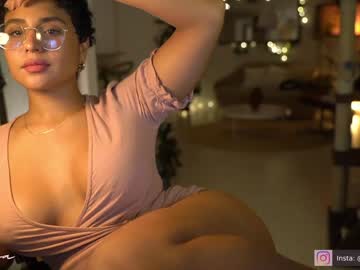 hot cam girl arletnoa image #583672