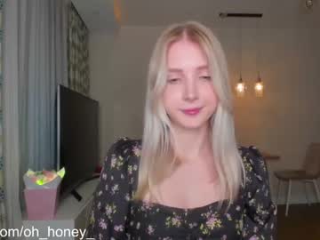 hot cam girl oh_honey_ image #3148669