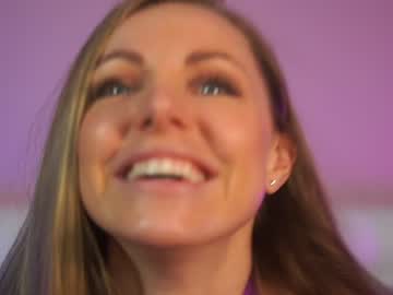 hot cam girl eva_fashionista image #3790925