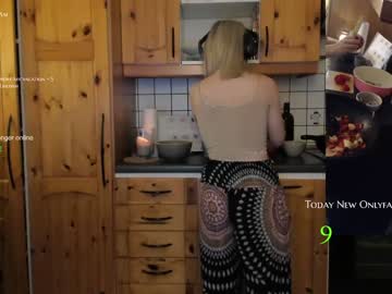 hot cam girl kimilee22 image #1195429
