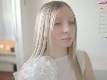 hot cam girl pureangeldolores image #4007622