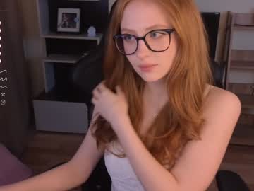 hot cam girl plastic_beach image #4475320