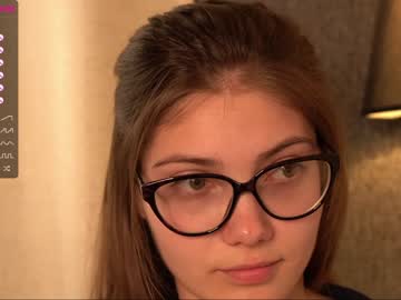hot cam girl crystalreves image #1185247