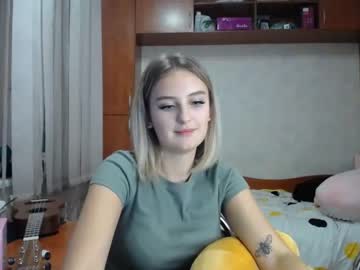 hot cam girl melena_shy image #98928