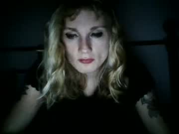 hot cam girl kyliemetalgirl2002 image #105494
