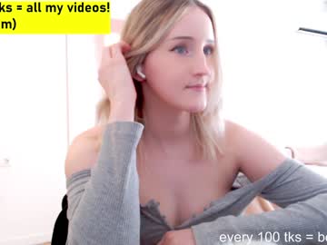 hot cam girl lailatoks image #4155560
