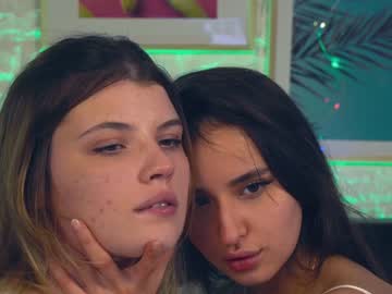 hot cam couple lawrencemarjori image #237018