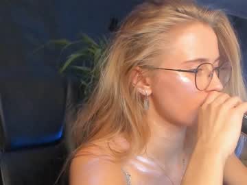 hot cam girl linellali image #1887927