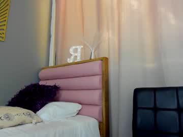 hot cam girl roberta_lipa image #1983323
