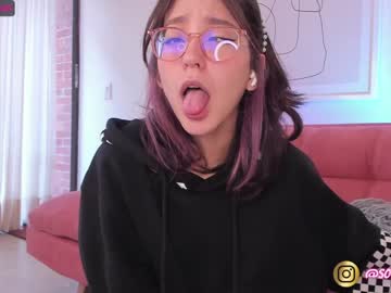 hot cam girl maxinegh_ image #1545155