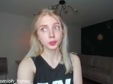 hot cam girl oh_honey_ image #3157552