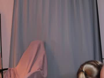 hot cam girl nerdy_freyua image #3252266