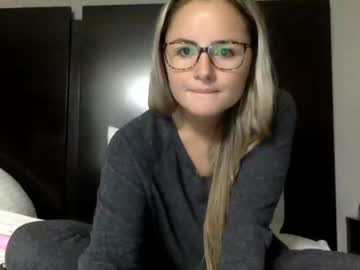hot cam girl southernbellebrook image #2009085