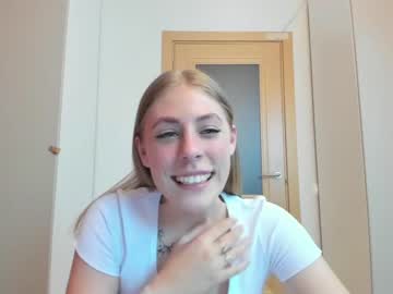 hot cam girl _strawbeerry_ image #2885908