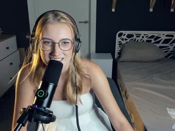 hot cam girl mind_of_heart image #4654436