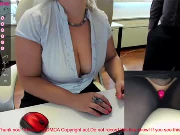 hot cam couple milf_viktoria image #1769080