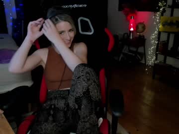 hot cam girl kimilee22 image #3468069