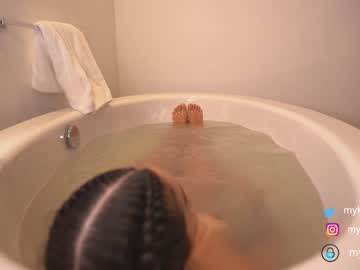 hot cam girl mykinkybunny image #2115179