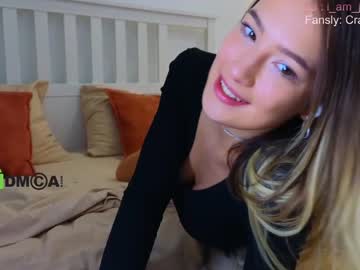 hot cam girl crazzy_cherry image #4567191