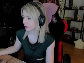 hot cam girl kimilee22 image #3072559