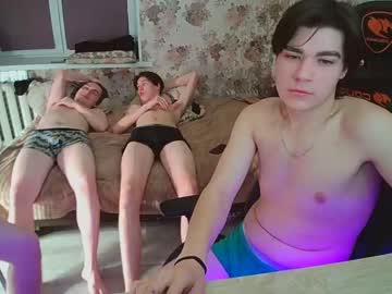 hot cam man nikolas228 image #716001