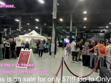 hot cam girl butterybubblebutt image #3568481