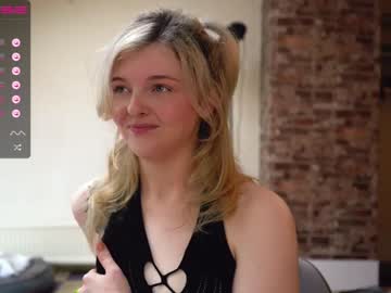hot cam girl lucydelovely image #3265108
