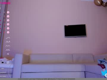hot cam girl hollyextra image #2455711