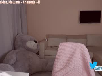 hot cam girl hollyextra image #918198