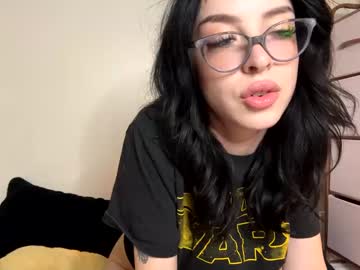 hot cam girl bearbaddie image #3131476