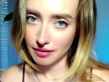 hot cam girl _yvie_ image #1519142