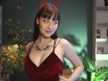 hot cam girl ella_knockers_xl image #934421