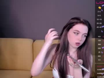hot cam girl small_blondee image #1151168
