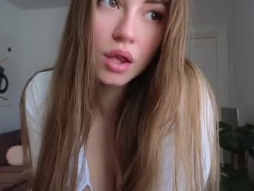 hot cam girl strawberryjamx image #3434000