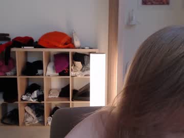 hot cam girl scharmanta image #3698195