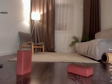 hot cam girl ericamiracle15 image #3091520