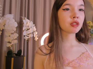hot cam girl petite_amely image #3680214