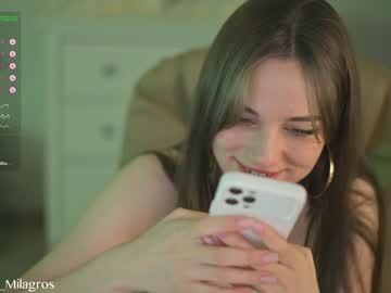 hot cam girl mia_milagros image #2844444