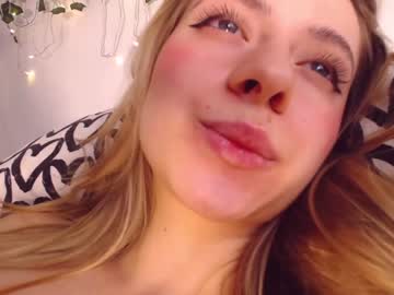 hot cam girl lillpio image #1912118