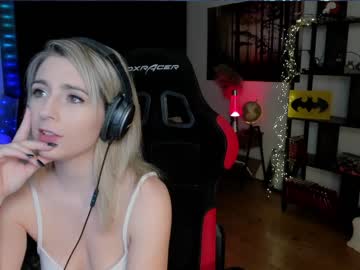 hot cam girl kimilee22 image #3285487