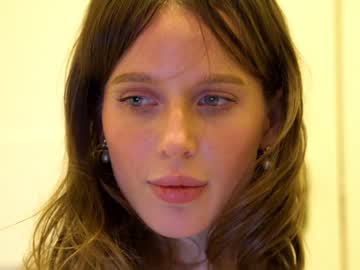 hot cam girl ellaa91 image #348390